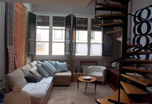 Sleep & Stay Duplex Barri Vell 0*, Girona Spain